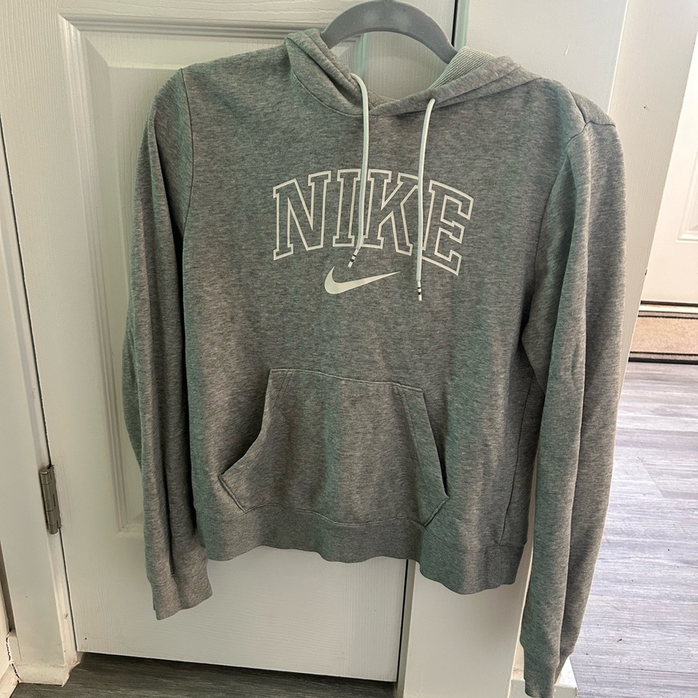 Grey nike sweatshirt size small